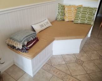 Accent pillows