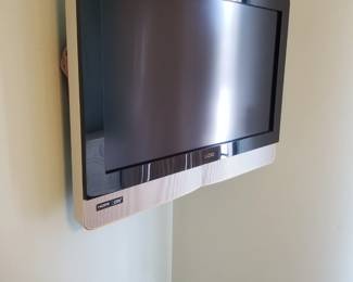 Wall mount TV with bracket
