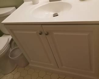 Bath vanity