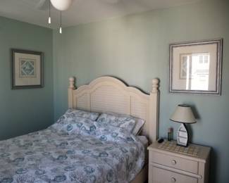 Queen bedroom set: queen bed; nightstand; dresser with mirror