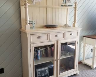 3-drawercoastal chic hutch with glass doors