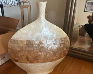 mother of pearl vase