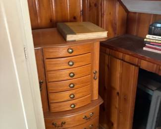 jewelry case