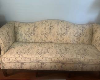 FORMAL COUCH