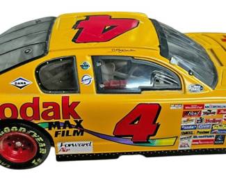 4 Bobby Hamilton NASCAR Slot Car