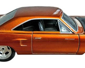 Doms Fast and Furious 124 Model