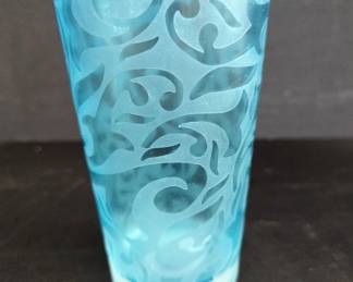 Signed Michael Weems blue etched glass. Lot # 259