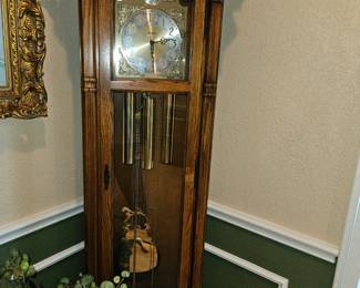 Chiming clock