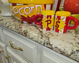 “Popcorn” salt and pepper shakers with matching bowl
