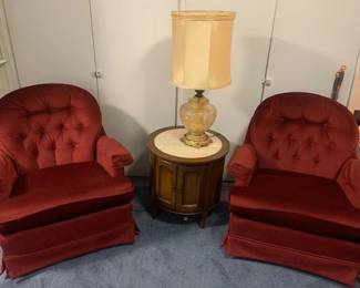 Vintage Pair of Fall Vibes Upholstered Swivel Chairs & Walnut End Tables With Swirled Marble Tops with Lamp