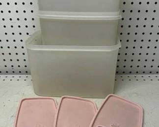 Tupperware 