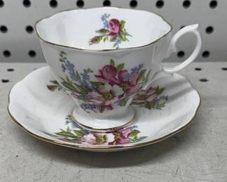 Cup & Saucer
