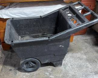 Yard / Garden Cart 