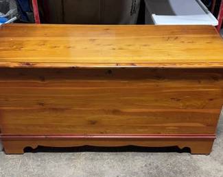 Lane Cedar Chest 