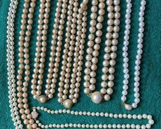 Fashion Jewelry Faux Pearl Necklaces 
