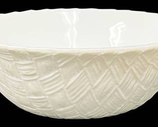 Indiana Glass Basket Weave Miilk Glass bowl