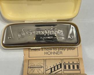 M. Homer Golden Melody Harmonica No. 542 With original instructions and case
