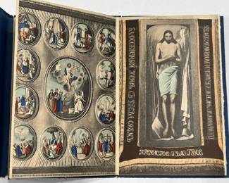 This booklet contains a collection of interesting photographs, also usable as postcards, related to the Greek Chapel in Wiesbaden, Germany
