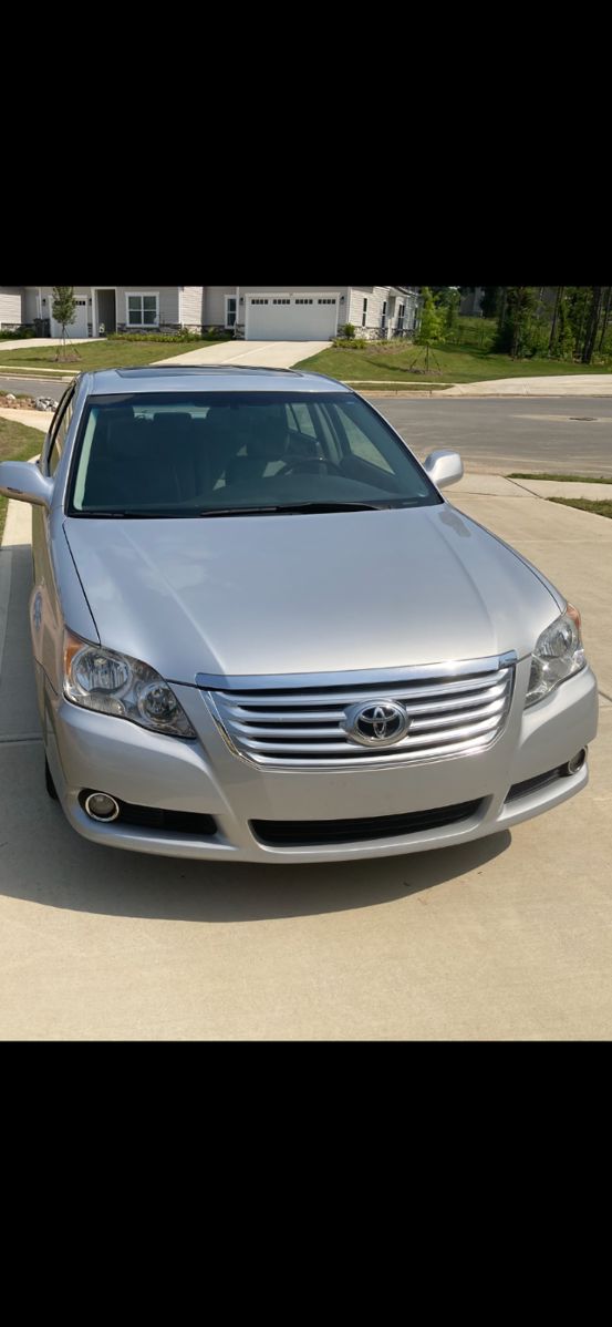 Toyota Avalon Limited
184,000 miles
Clean car
Clean title ready to notarize!
Asking $6,000 obo