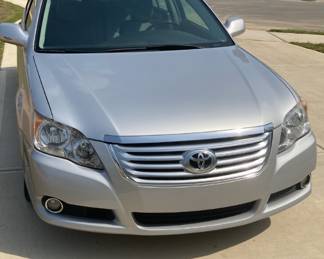 Toyota Avalon Limited
184,000 miles
Clean car
Clean title ready to notarize!
Asking $6,000 obo