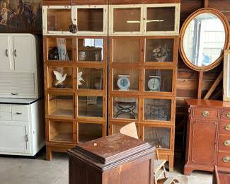 Double book case. Antique 
Yarn and Erbes