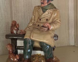Vintage Retired Royal Doulton "Lunchtime" HN2485 Figurine