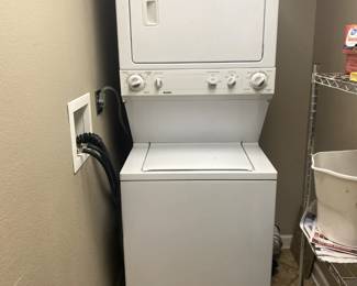 Kenmore one-piece stackable washer/dryer combo