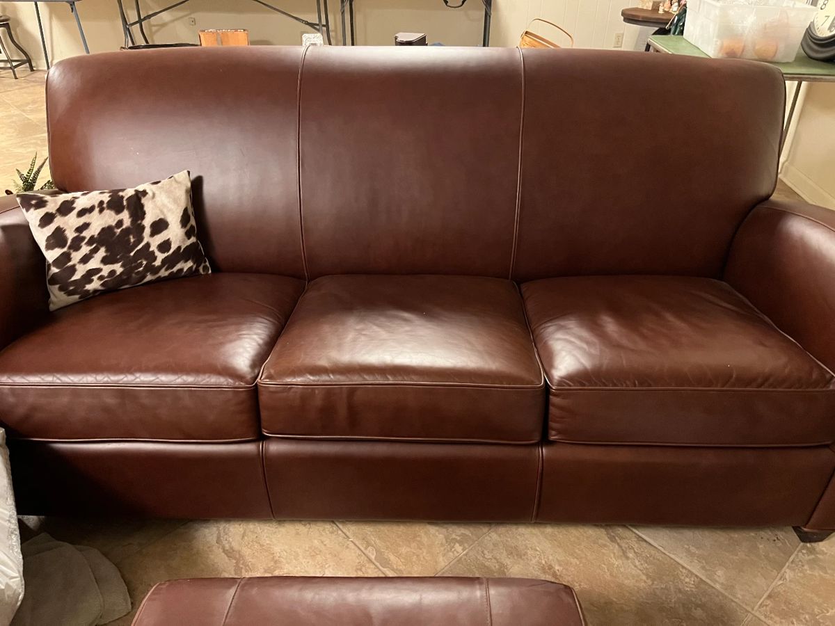Pottery Barn like new brown leather couch!  Gorgeous, comfy and classic...take this home with you!