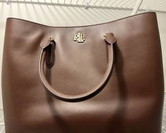 Classic Ralph Lauren leather tote...this is like new and beautiful!