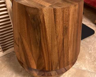 CUTE!  This adorable Butcherblock side table OR stool is an amazing piece!