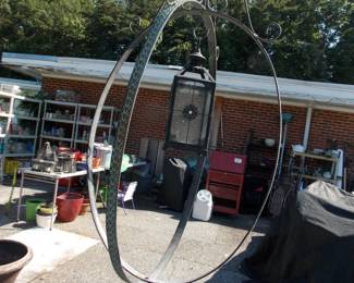 Bird Cage holder or use it for a plant or lantern