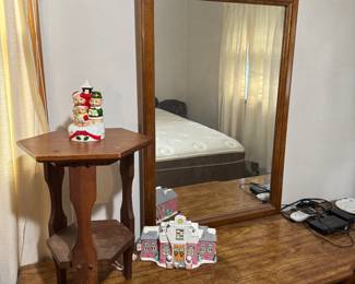 first floor SW bedroom