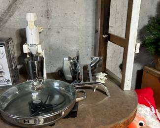 SMALL KITCHEN APLIANCES