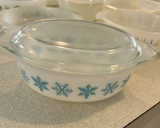 PYREX SNOWFLAKE