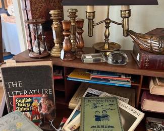A closer look at the vintage Bouillotte lamp table or desk lamp, great vintage books and magazines, candle sticks and book boxes