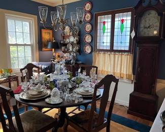 Looking into the Dining room