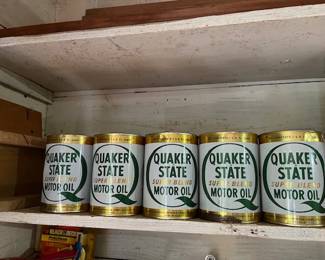 Vintage metal Quaker State quart cans full!