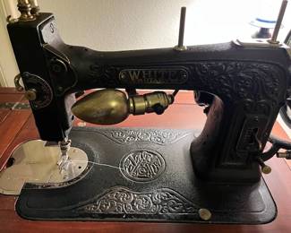 Vintage White Family Rotary sewing machine 