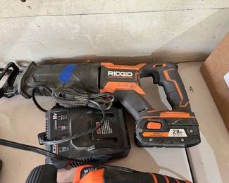 Ridgid  battery powered Reciprocating Saw with one battery and charger
