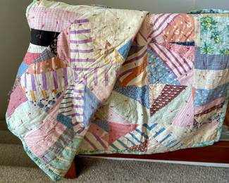 VINTAGE/ANTIQUE KNOT QUILT FRONT