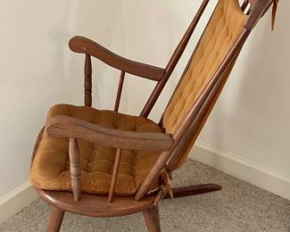 VINTAGE/ANTIQUE ROCKER