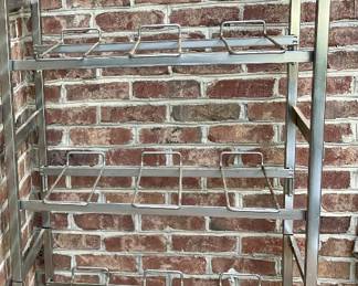 METAL SHELF/RACK