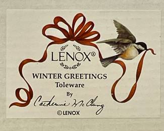 LENOX WINTER GREETING TOLEWARE TRAY