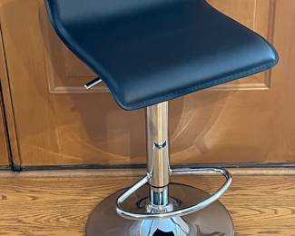 CHROME ADJUSTABLE BAR STOOL