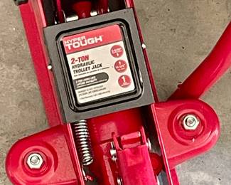 *NEW  HYPER TOUGH 2-TON HYDRAULIC TROLLEY JACK