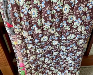 VINTAGE/ANTIQUE QUILT BACK