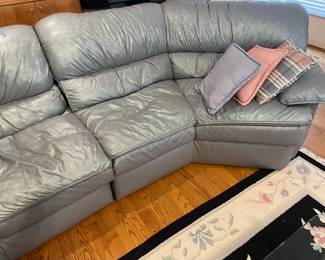 SLATE BLUE LEATHER FLEX-STEEL 2-PCS, 4-SEATS SECTIONAL