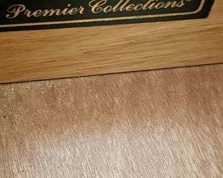 BROYHILL PREMIER COLLECTIONS OAK NIGHTSTAND (2-AVAILABLE)