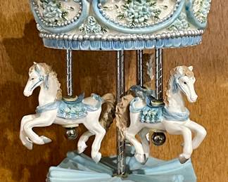 CAROUSEL MUSIC BOX