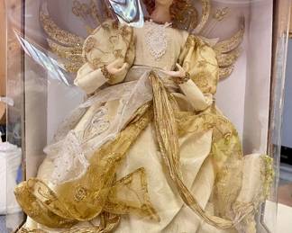 CRACKER BARREL ANGE TREE TOPPER